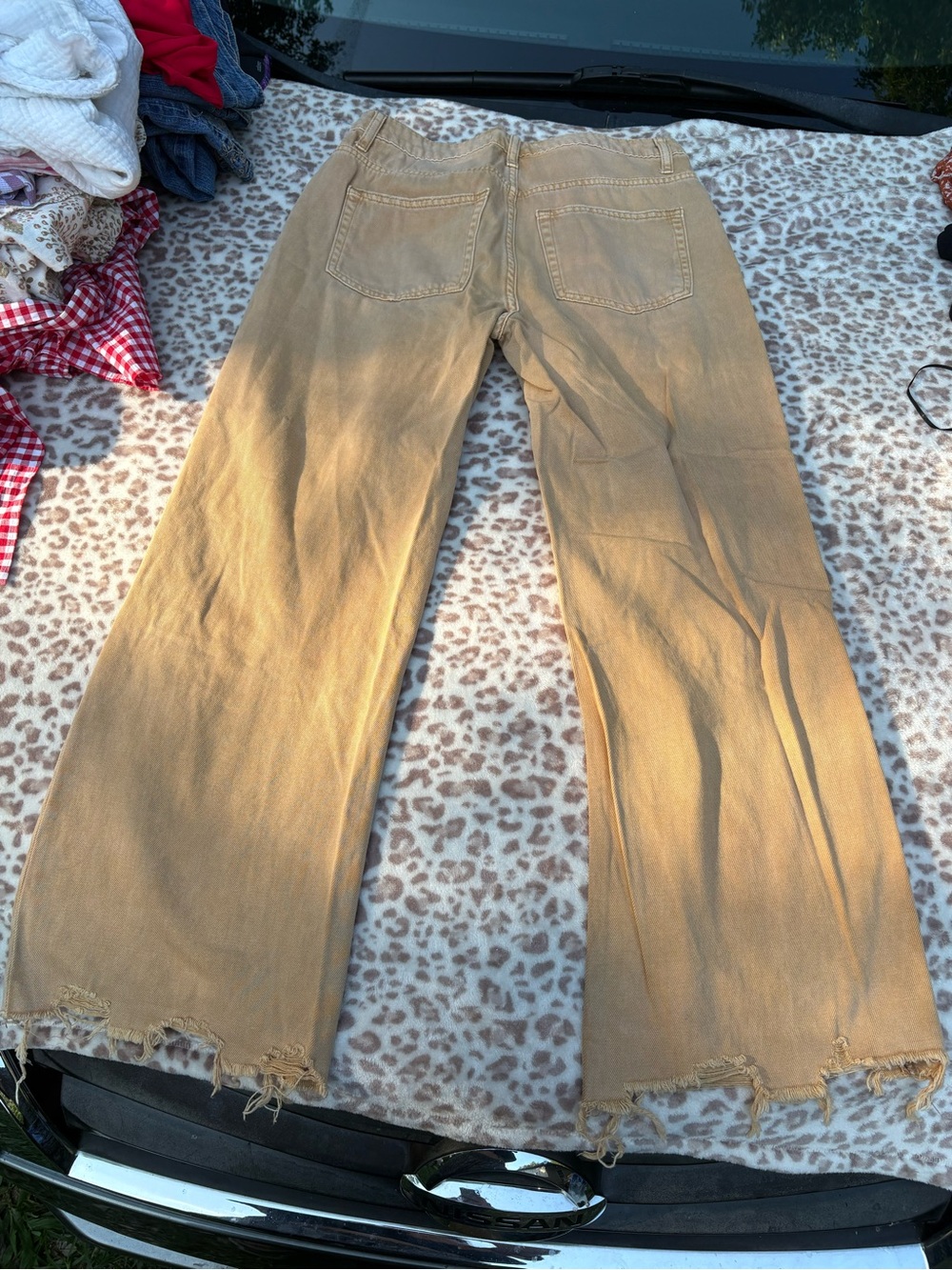 Vervet Size 28 Distressed Women's Jeans Tan Ripped Straight Leg - Picture 7 of 7